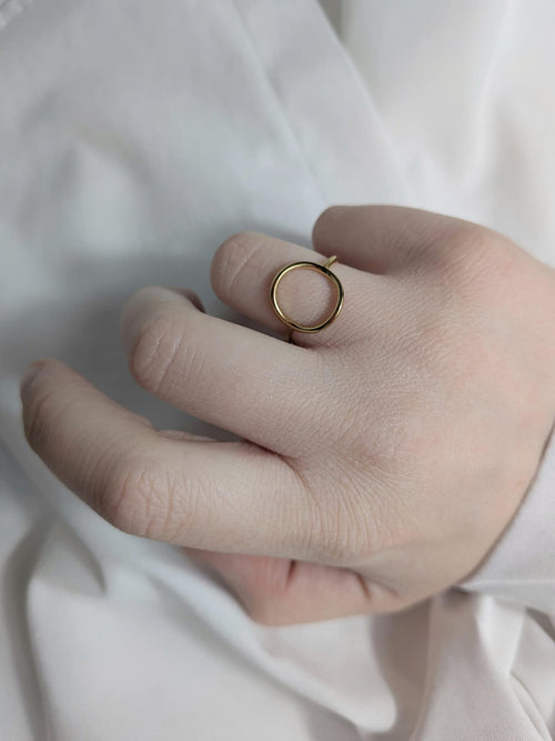 Bague ronde ajourée