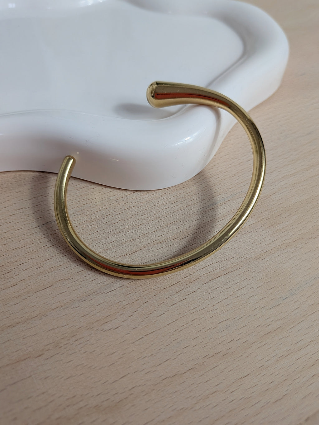 Bracelet Jonc ovale doré